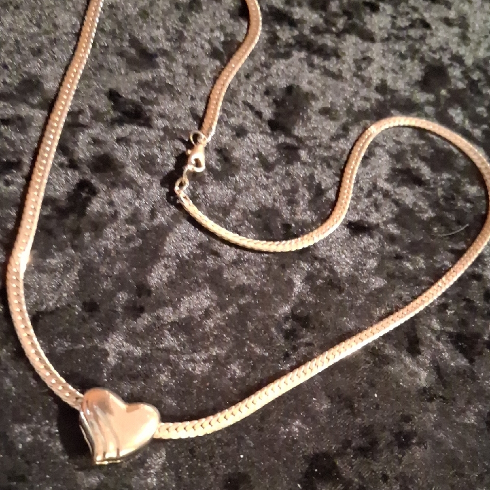Premier Designs Stamped 14k Gp Gold Heart Necklace. 26 In Long Like New
